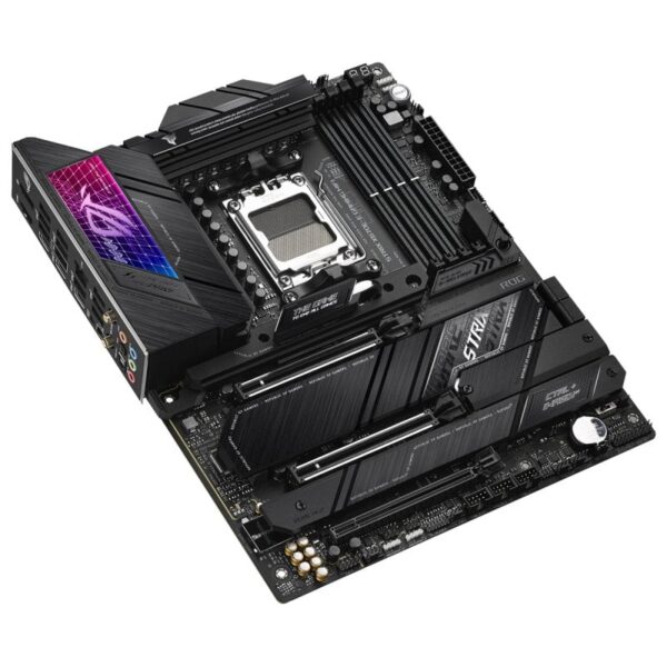 ASUS ROG STRIX X670E-E GAMING WIFI Reacondicionado