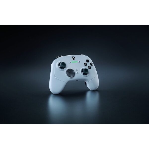 Razer Wolverine V3 Pro Gamepad Inalámbrico eSports para PC/Xbox Blanco Reacondicionado